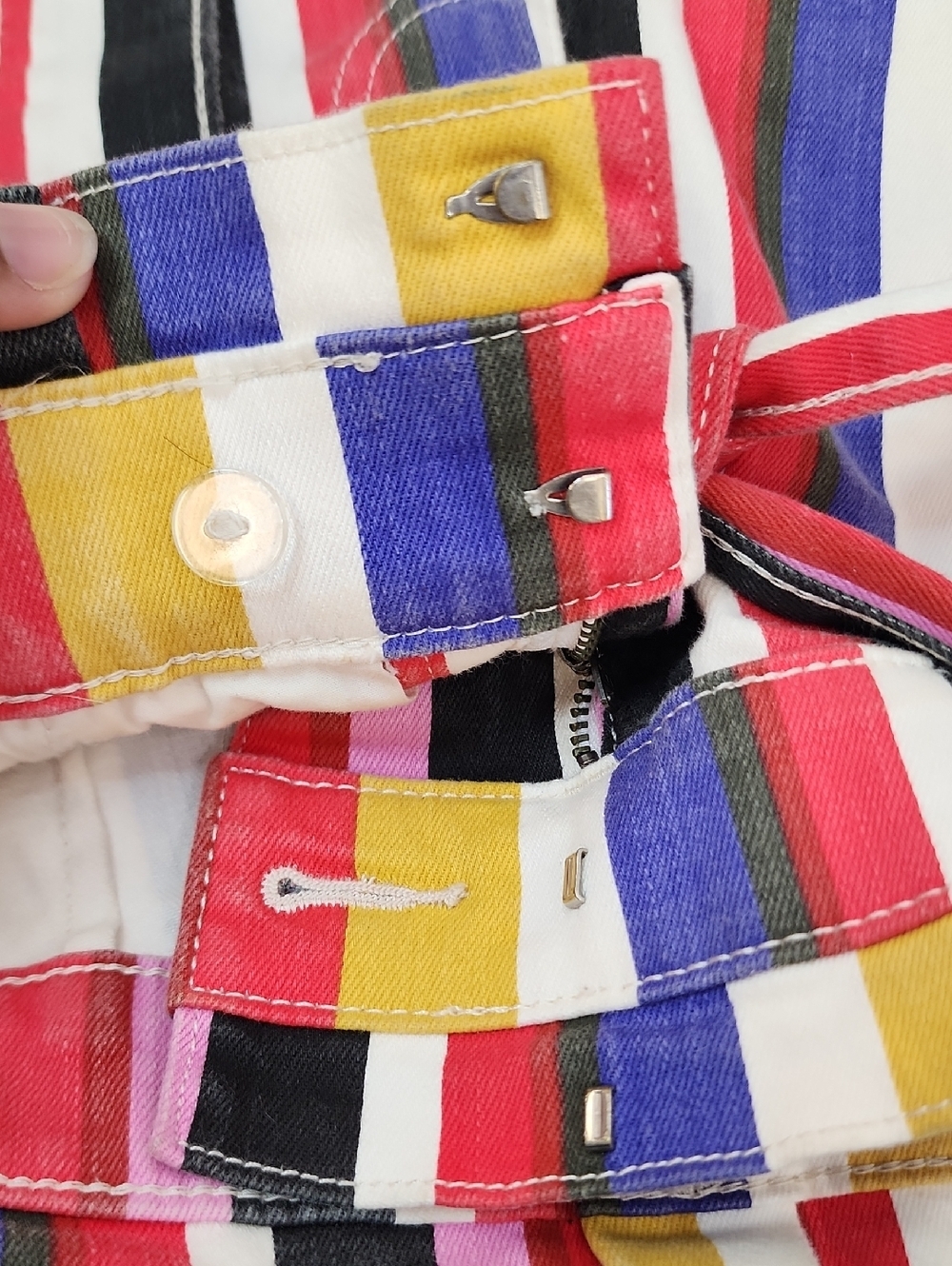 Express Multicolor Striped High-Waist Tie-Belt Deim Shorts Size 2 - Picture 10 of 10